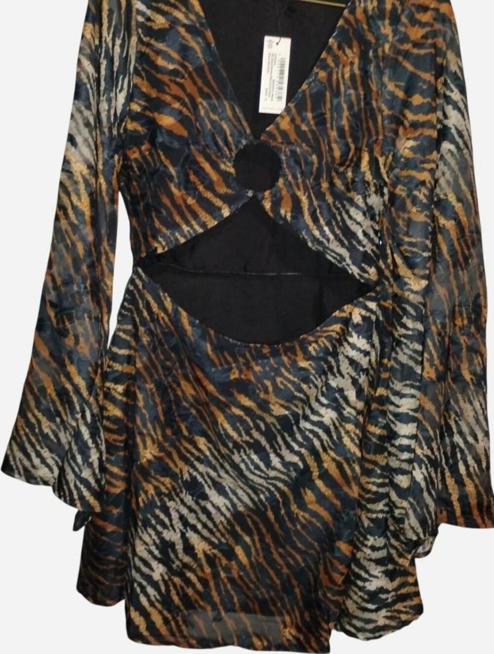 Nasty Gal Animal Burnout Ring Cut Out Flared Sleeve Mini Dress size 8 NEW